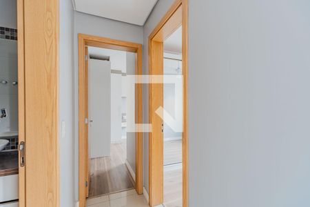 Corredor de apartamento para alugar com 2 quartos, 50m² em Tristeza, Porto Alegre