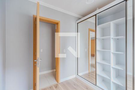 Quarto 1 de apartamento para alugar com 2 quartos, 50m² em Tristeza, Porto Alegre