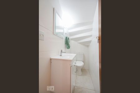 Lavabo de casa à venda com 3 quartos, 125m² em Vila Pierina, São Paulo