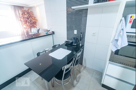 Cozinha de apartamento para alugar com 2 quartos, 100m² em Mooca, São Paulo