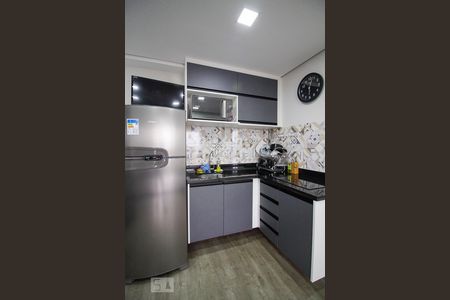 Cozinha de apartamento para alugar com 1 quarto, 46m² em Barra Funda, São Paulo