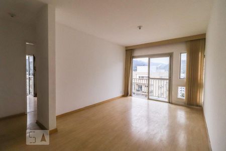 Sala de apartamento para alugar com 2 quartos, 67m² em Freguesia (jacarepaguá), Rio de Janeiro