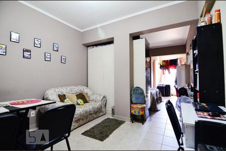 Sala de apartamento à venda com 1 quarto, 40m² em Cambuí, Campinas