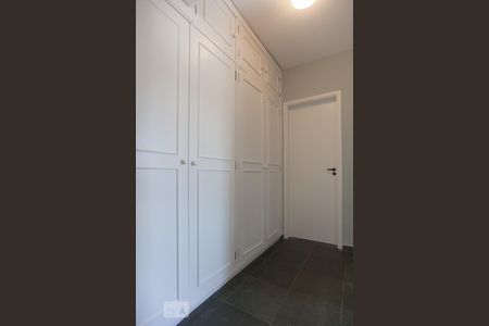 Corredor de apartamento à venda com 1 quarto, 65m² em Nova Campinas, Campinas