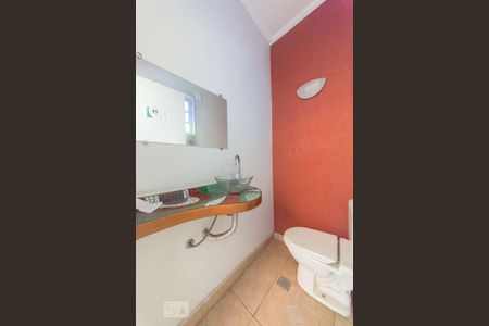 Lavabo de casa para alugar com 3 quartos, 220m² em Jardim Leonor, Campinas