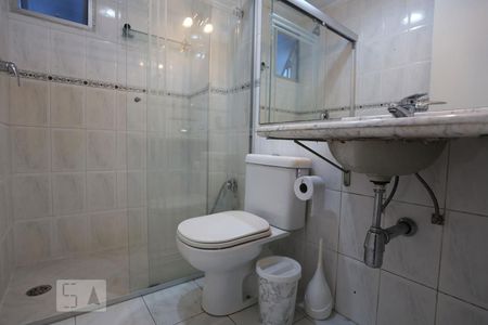 Banheiro Social de apartamento para alugar com 2 quartos, 55m² em Jaguaré, São Paulo