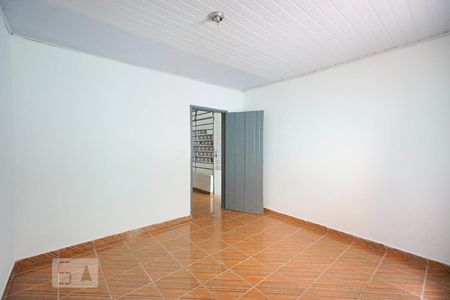 Quarto de casa para alugar com 1 quarto, 80m² em Vila Araguaia, São Paulo