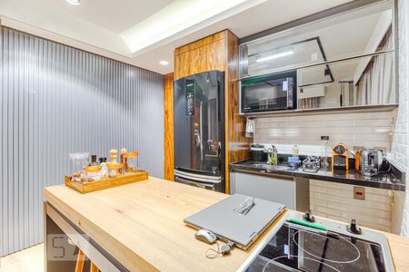 Cozinha de kitnet/studio à venda com 1 quarto, 50m² em Vila Olímpia, São Paulo