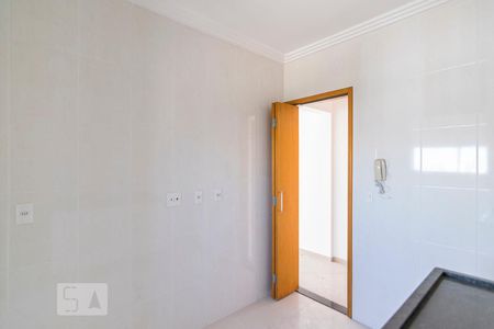 Cozinha de apartamento para alugar com 2 quartos, 60m² em Vila Valparaíso, Santo André