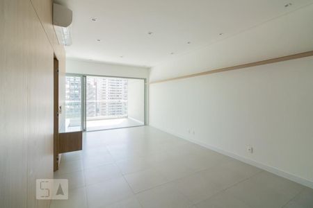 Sala de apartamento para alugar com 2 quartos, 84m² em Indianópolis, São Paulo