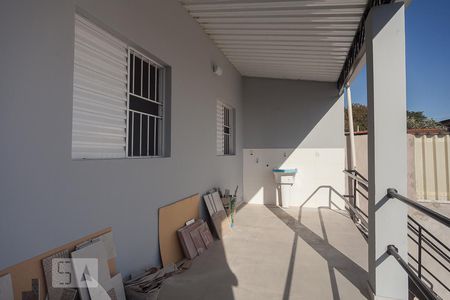 Varanda de casa para alugar com 2 quartos, 55m² em Fundação da Casa Popular, Campinas