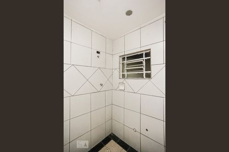 Banheiro de casa para alugar com 2 quartos, 50m² em Jardim Santa Mena, Guarulhos