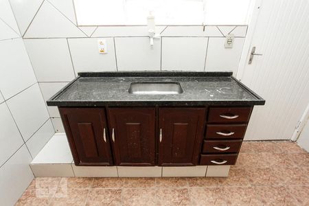 Cozinha de casa para alugar com 2 quartos, 50m² em Jardim Santa Mena, Guarulhos