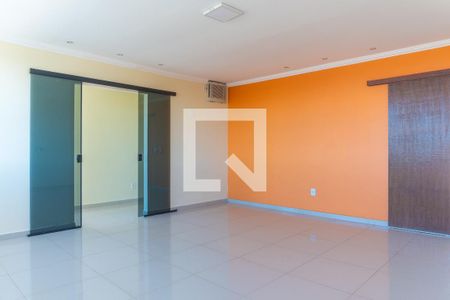 Sala de TV de casa para alugar com 6 quartos, 430m² em Ceilândia Sul (ceilândia), Brasília