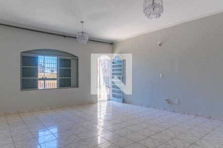 Sala de Estar de casa para alugar com 6 quartos, 430m² em Ceilândia Sul (ceilândia), Brasília