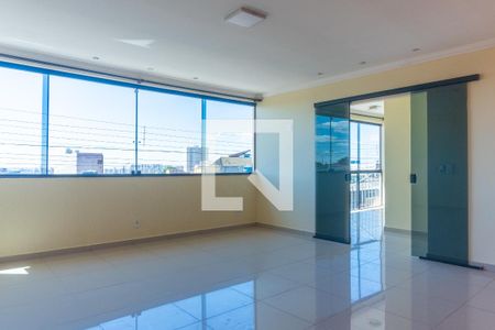 Sala de TV de casa para alugar com 6 quartos, 430m² em Ceilândia Sul (ceilândia), Brasília