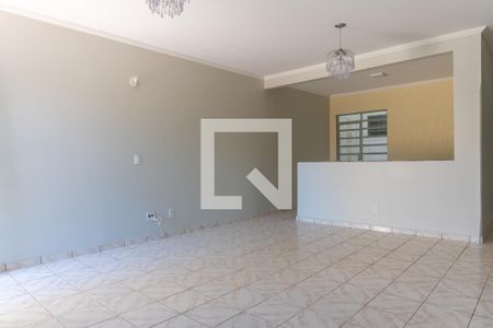 Sala de Estar de casa para alugar com 6 quartos, 430m² em Ceilândia Sul (ceilândia), Brasília