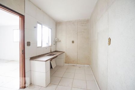 Sala e cozinha de casa para alugar com 7 quartos, 250m² em Vila Bancária, São Paulo