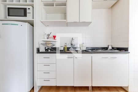 Cozinha de apartamento para alugar com 1 quarto, 49m² em Itaim Bibi, São Paulo