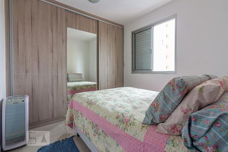 Suite  de apartamento à venda com 2 quartos, 74m² em Jaguaribe, Osasco