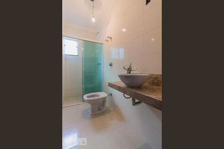 Banheiro de apartamento para alugar com 3 quartos, 85m² em Parque das Nações, Santo André