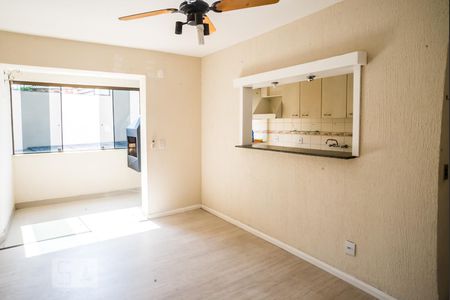 Sala de apartamento à venda com 3 quartos, 75m² em Jardim Itu Sabará, Porto Alegre