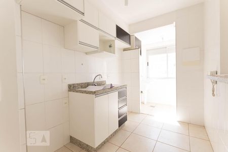 Cozinha de apartamento para alugar com 2 quartos, 68m² em Vila dos Alpes, Goiânia