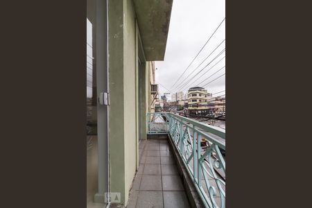 Sacada de casa à venda com 4 quartos, 198m² em Lapa, São Paulo