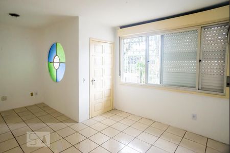 Sala de casa à venda com 3 quartos, 200m² em Sarandi, Porto Alegre