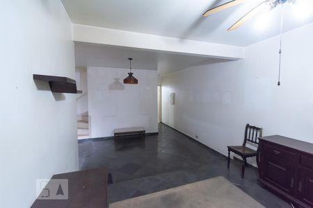 Sala de casa para alugar com 3 quartos, 100m² em Campo Belo, São Paulo