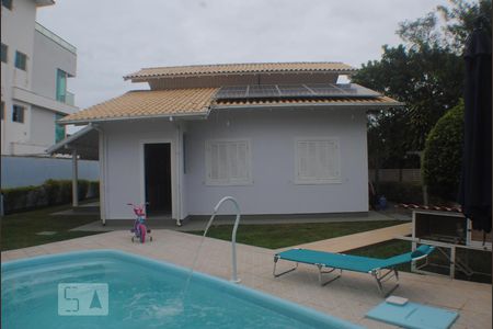 Piscina de casa para alugar com 3 quartos, 150m² em Ingleses do Rio Vermelho, Florianópolis