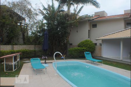 Piscina de casa para alugar com 3 quartos, 150m² em Ingleses do Rio Vermelho, Florianópolis