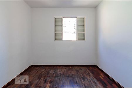 Quarto 1 de apartamento para alugar com 2 quartos, 53m² em Sagrada Família, Belo Horizonte