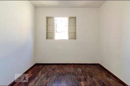 Quarto 2 de apartamento para alugar com 2 quartos, 53m² em Sagrada Família, Belo Horizonte