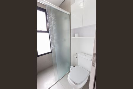 Banheiro de apartamento à venda com 1 quarto, 42m² em Sumaré, São Paulo