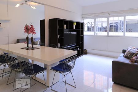 Sala de apartamento para alugar com 3 quartos, 90m² em Consolação, São Paulo