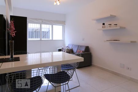 Sala de apartamento para alugar com 3 quartos, 90m² em Consolação, São Paulo