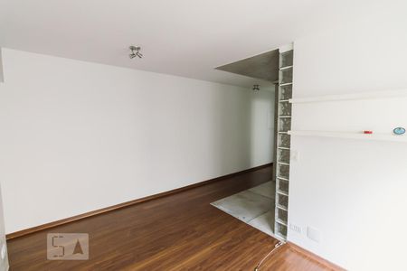 Sala de apartamento à venda com 2 quartos, 84m² em Vila Ipojuca, São Paulo