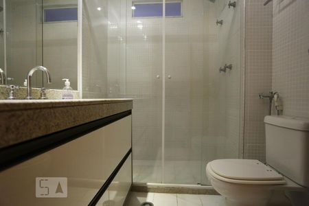 Banheiro Social de apartamento à venda com 4 quartos, 180m² em Cidade São Francisco, São Paulo