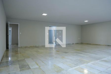 Apartamento para alugar com 5 quartos, 350m² em Setor Bueno, Goiânia