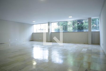 Apartamento para alugar com 5 quartos, 350m² em Setor Bueno, Goiânia