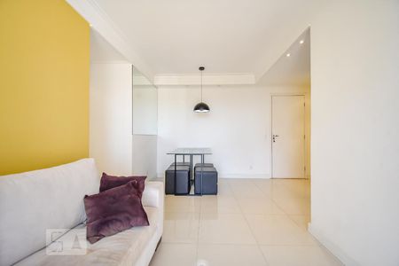 Sala de apartamento para alugar com 2 quartos, 50m² em Parque Reboucas, São Paulo