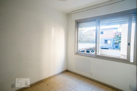 Quarto de apartamento para alugar com 1 quarto, 47m² em Jardim Floresta, Porto Alegre