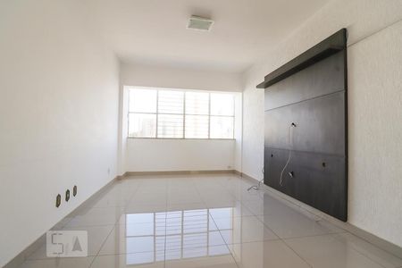 Sala de apartamento à venda com 3 quartos, 132m² em Setor Central, Goiânia