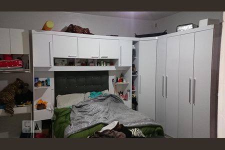 QUARTO 2 SUITE de casa para alugar com 2 quartos, 80m² em Vila Bancária Munhoz, São Paulo