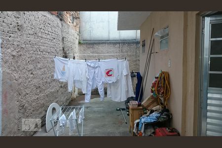 Casa para alugar com 80m², 2 quartos e 2 vagas Casa para alugar com 80m², 2 quartos e 2 vagasQUINTAL