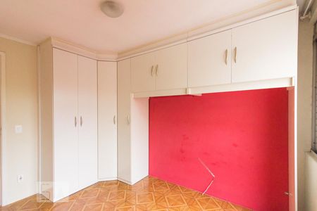 Quarto 1 de apartamento para alugar com 2 quartos, 56m² em Vila Pereira Cerca, São Paulo