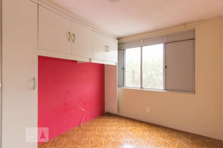 Quarto 1 de apartamento para alugar com 2 quartos, 56m² em Vila Pereira Cerca, São Paulo