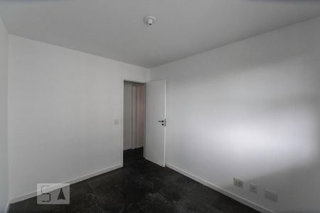 Quarto de apartamento para alugar com 2 quartos, 63m² em Recreio dos Bandeirantes, Rio de Janeiro
