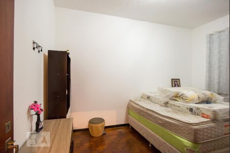 Quarto  de casa à venda com 3 quartos, 360m² em Nova Cachoeirinha, Belo Horizonte